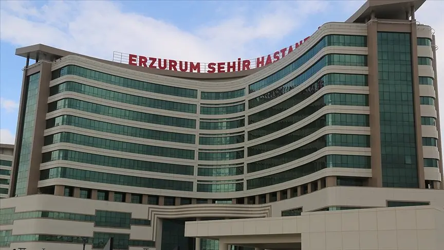 Erzurum Şehir Hastanesi’nde Dolandırıcılık ve Rüşvet Soruşturması: 22 Kişi Gözaltında