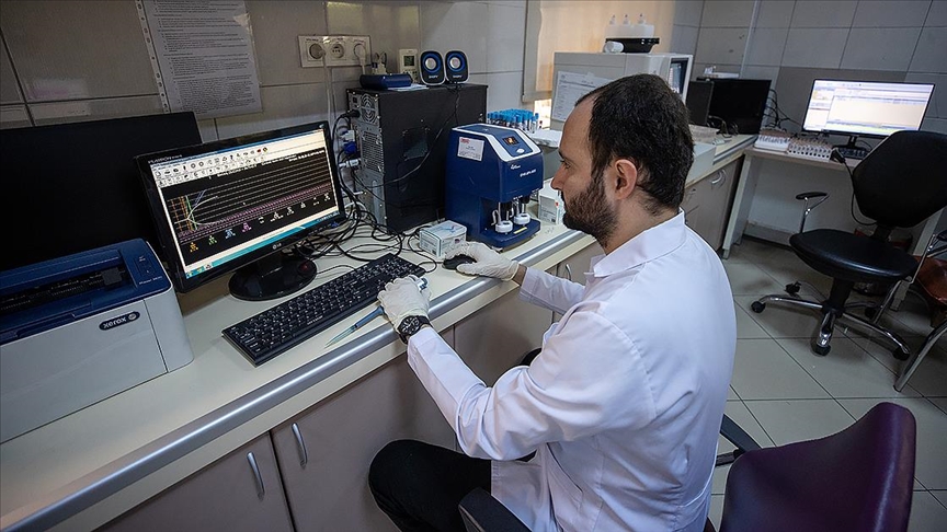 Türkiye’de Bir İlk: Sakarya’da Riskli Gebelik Ameliyatlarında Hastanın Kendi Kanı Kullanılıyor