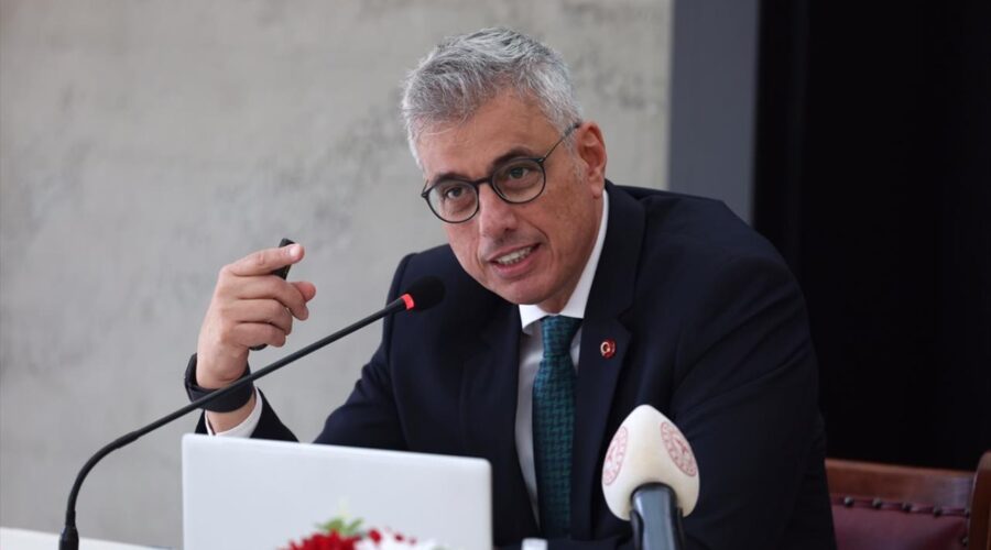 Sigaraya başlama yaşı 17: Bakan Memişoğlu gençlerdeki tütün kullanımına dikkat çekti