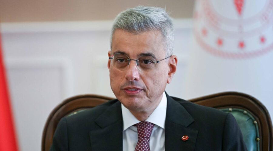 Sigara düzenlemesi kişisel verileri ilgilendirmiyor: Memişoğlu’ndan yaş sorgulama açıklaması